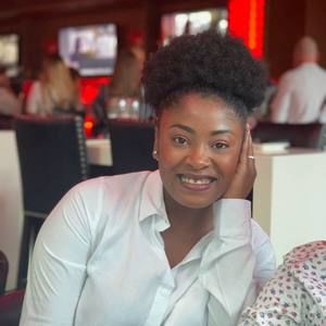 Meet your Posher, Comara